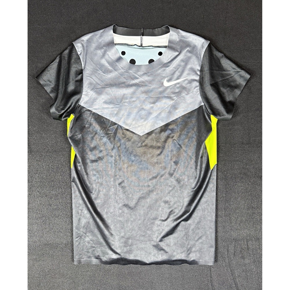 Nike Dri-FIT Men's Athletic Fit Breathable Colorblock Crew T-Shirt L Gray/Yellow